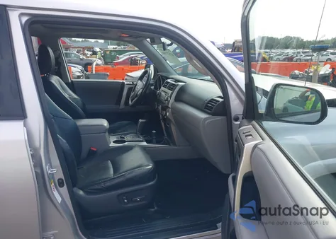 2011 Toyota 4Runner Sr5 V6 z USA, uszkodzony, nr VIN JTEBU5JR1B5033498